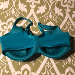 Cacique Intimates & Sleepwear - Cacique bra Cacique Intimates & Sleepwear - Cacique bra